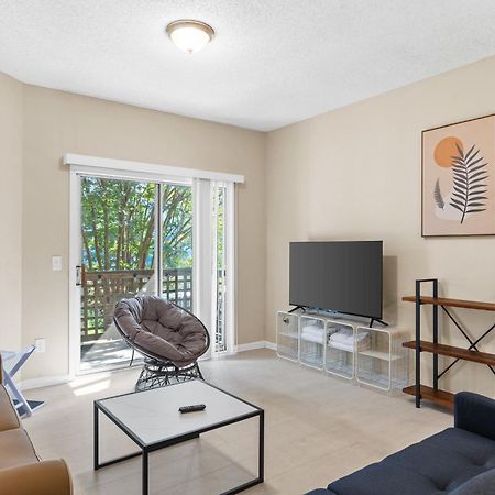 Bright And Cozy 1-Br Condo, Wifi Уилмингтън Екстериор снимка