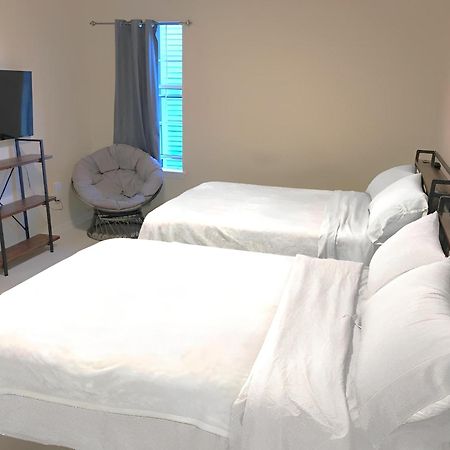 Bright And Cozy 1-Br Condo, Wifi Уилмингтън Екстериор снимка