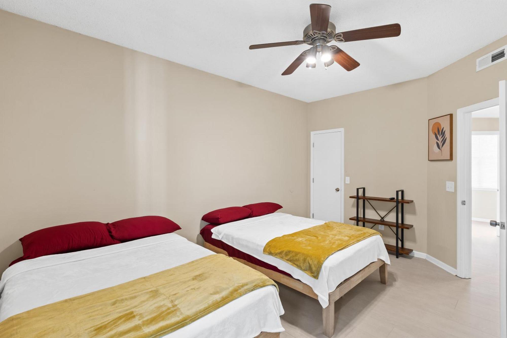 Bright And Cozy 1-Br Condo, Wifi Уилмингтън Екстериор снимка